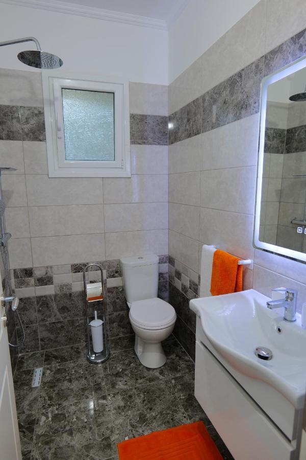 Davide Rooms Sarande Ngoại thất bức ảnh